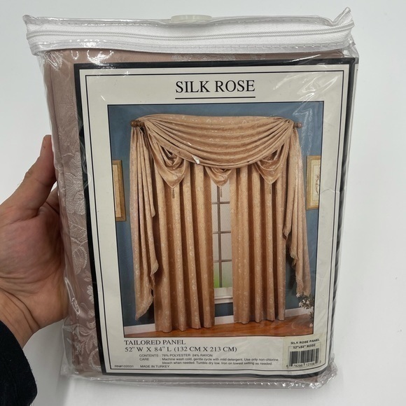 Other - NWT- SILK ROSE Tailored Panel